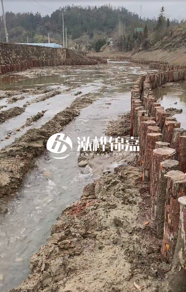 佳木斯河道清淤專業(yè)施工-河道清淤國家規(guī)定是幾米？